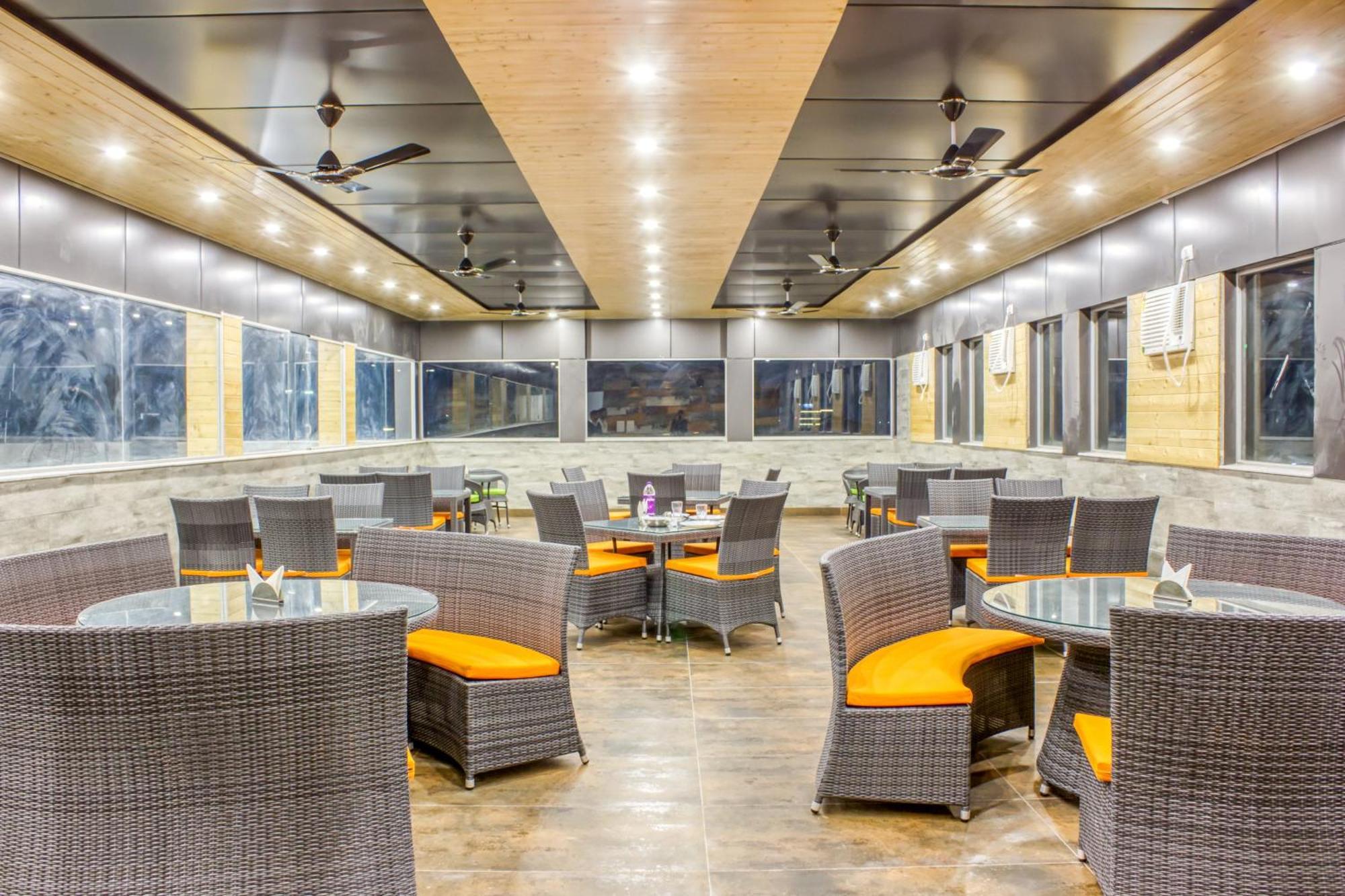 Zip By Spree Hotels Grand Legacy Prime Dehradun Luaran gambar