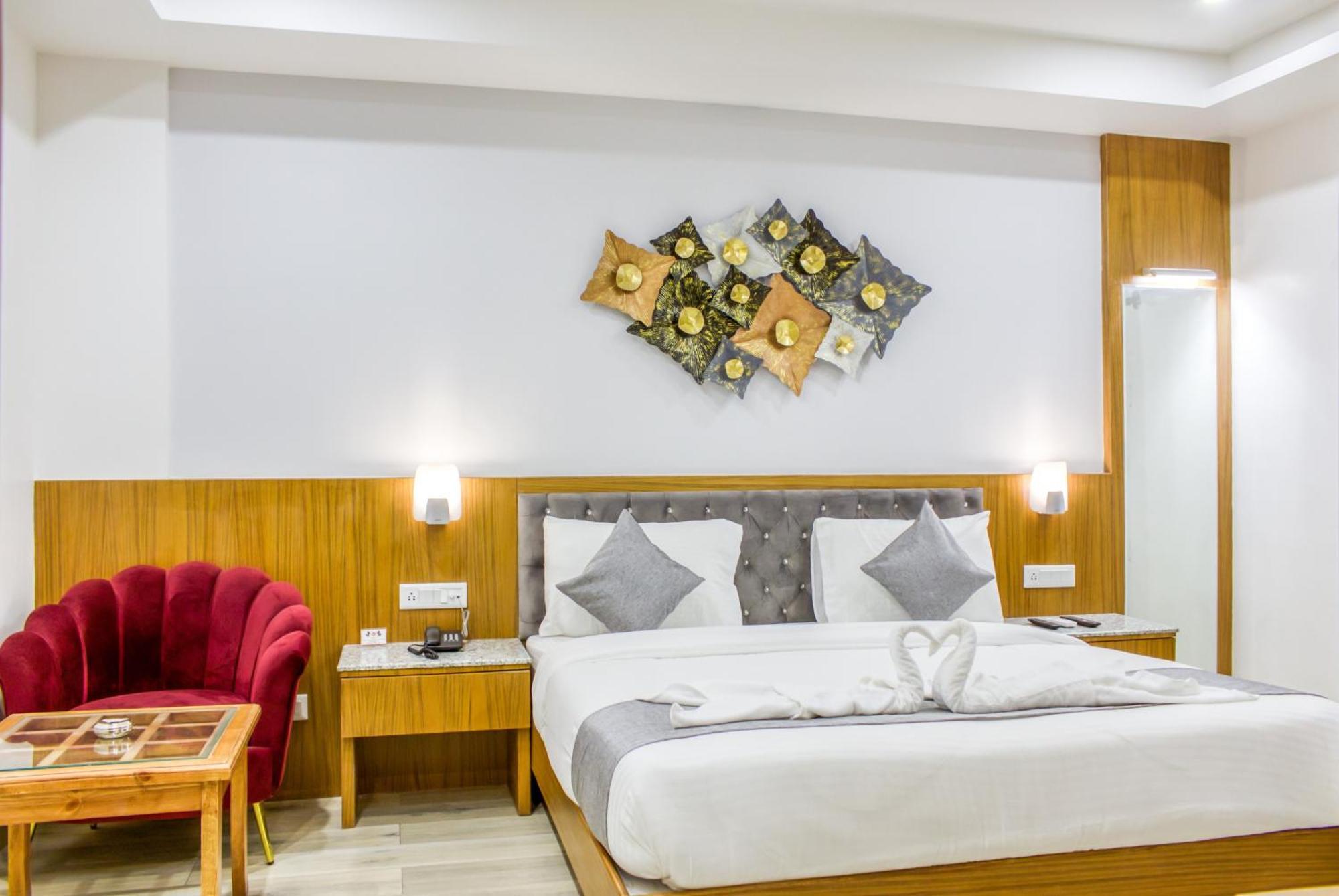 Zip By Spree Hotels Grand Legacy Prime Dehradun Luaran gambar